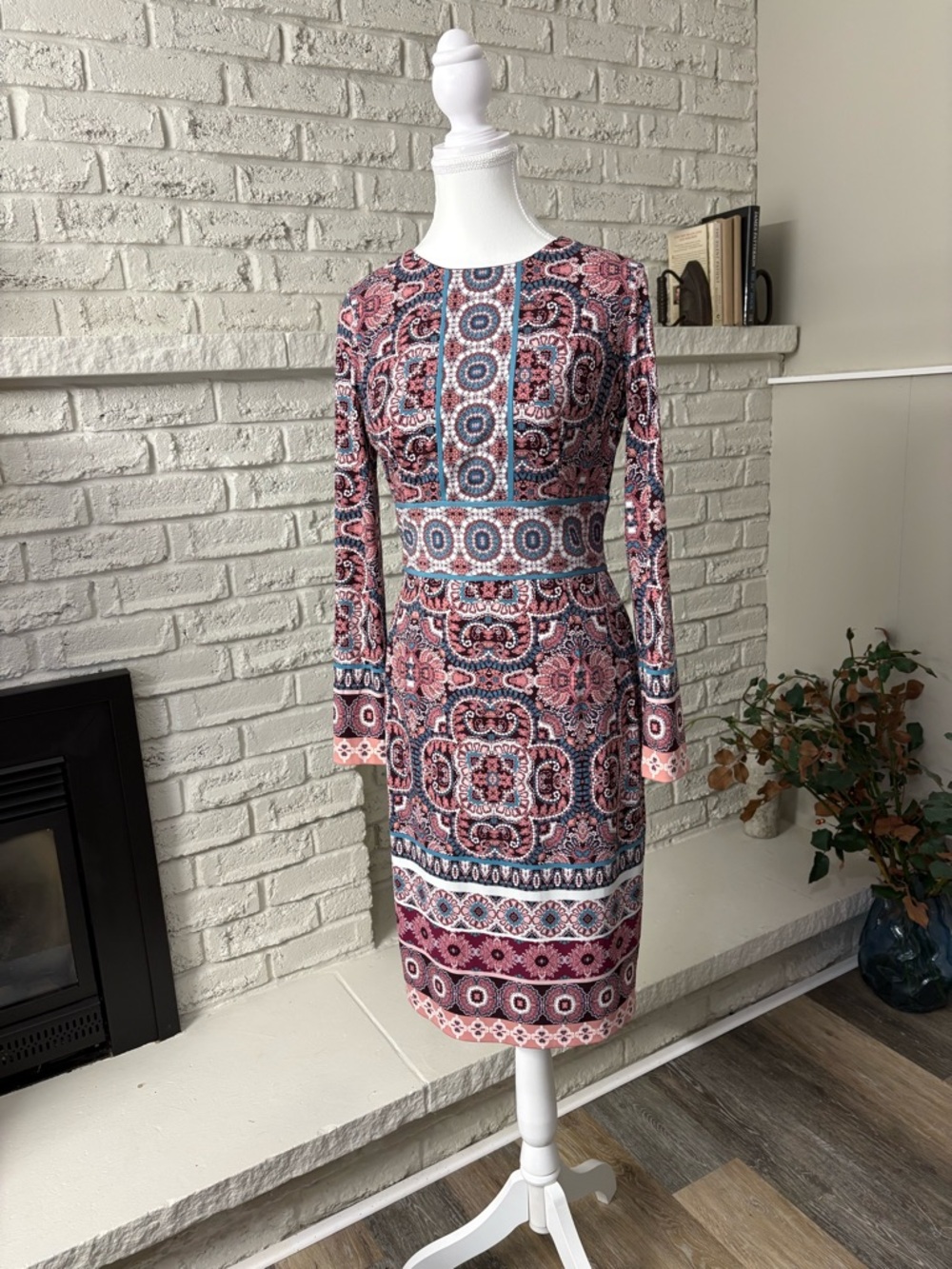 White House Black Market Paisley Medallion Stretch Midi Dress - Size 6P
